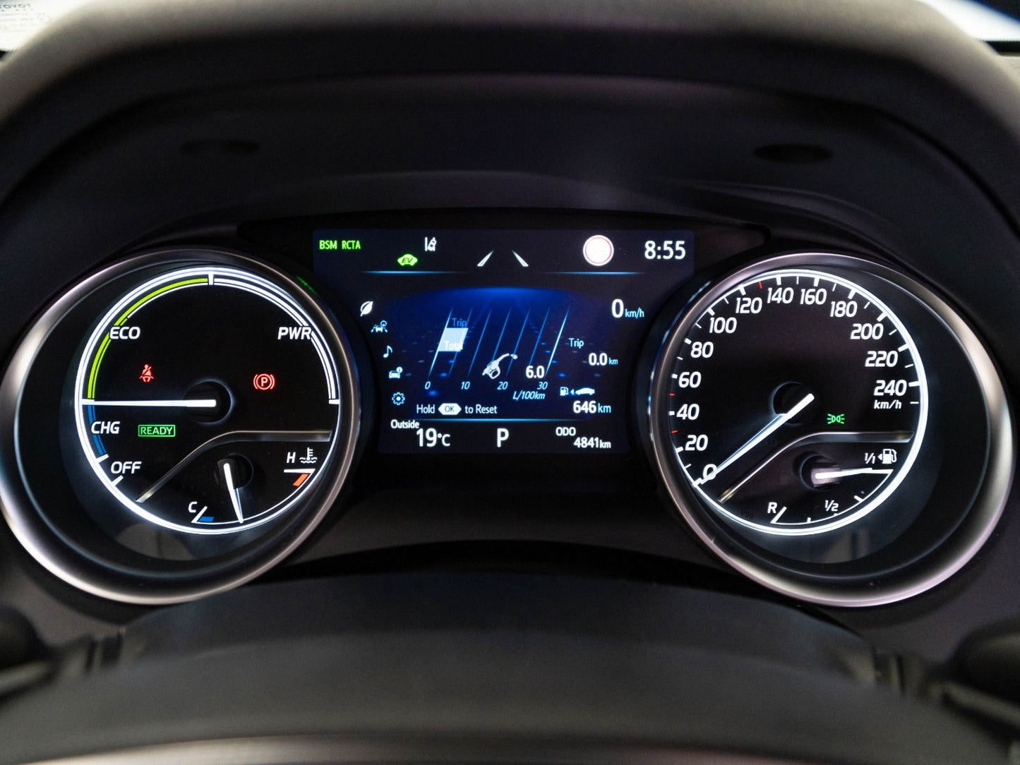 Toyota Camry 2.5 Hybrid Business Automatic