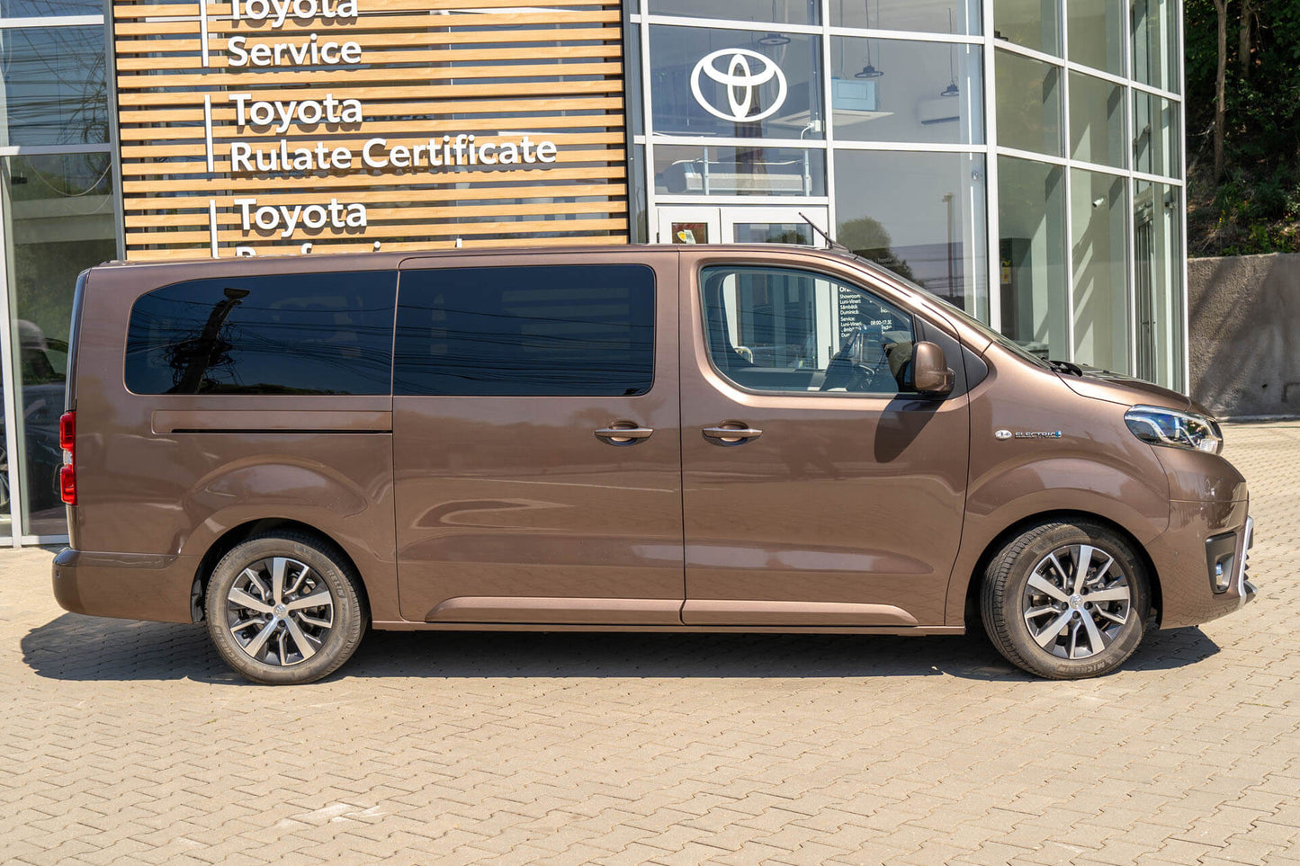 Toyota Proace Verso L2H1 Electric 75kWh