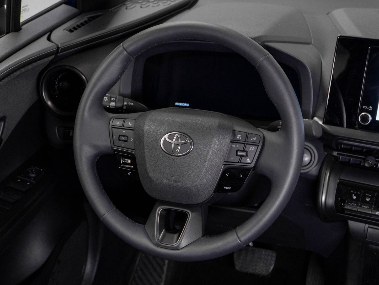 Toyota C-HR 1.8 Hybrid Active Drive CVT