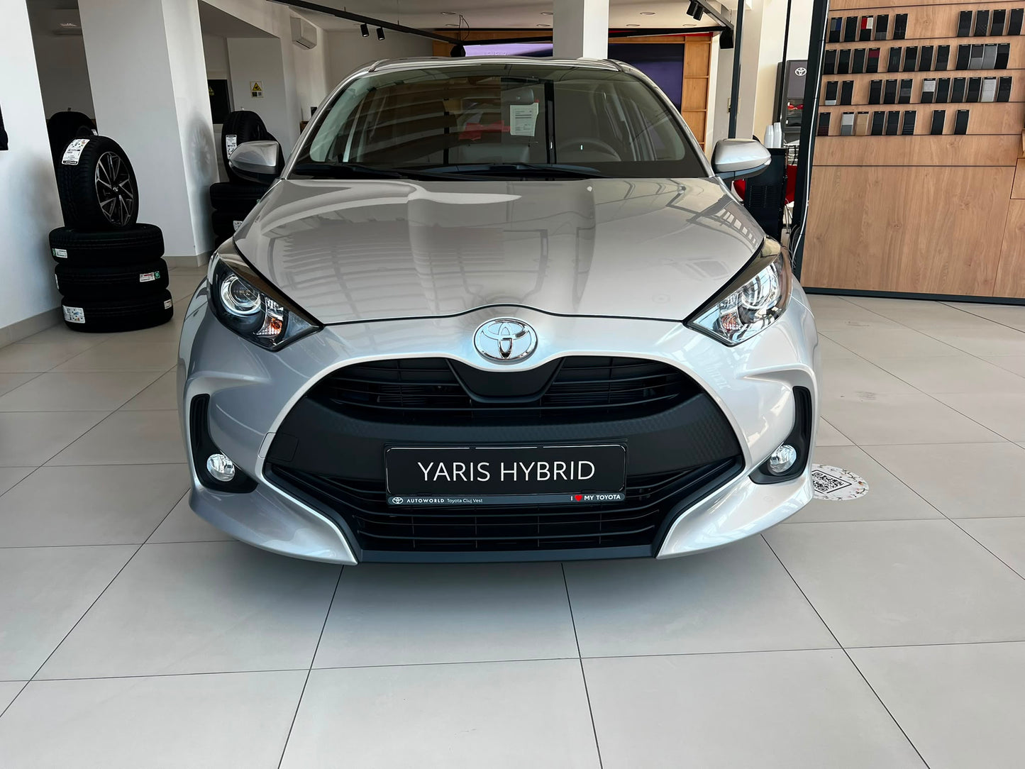 Yaris Hybrid  ECO