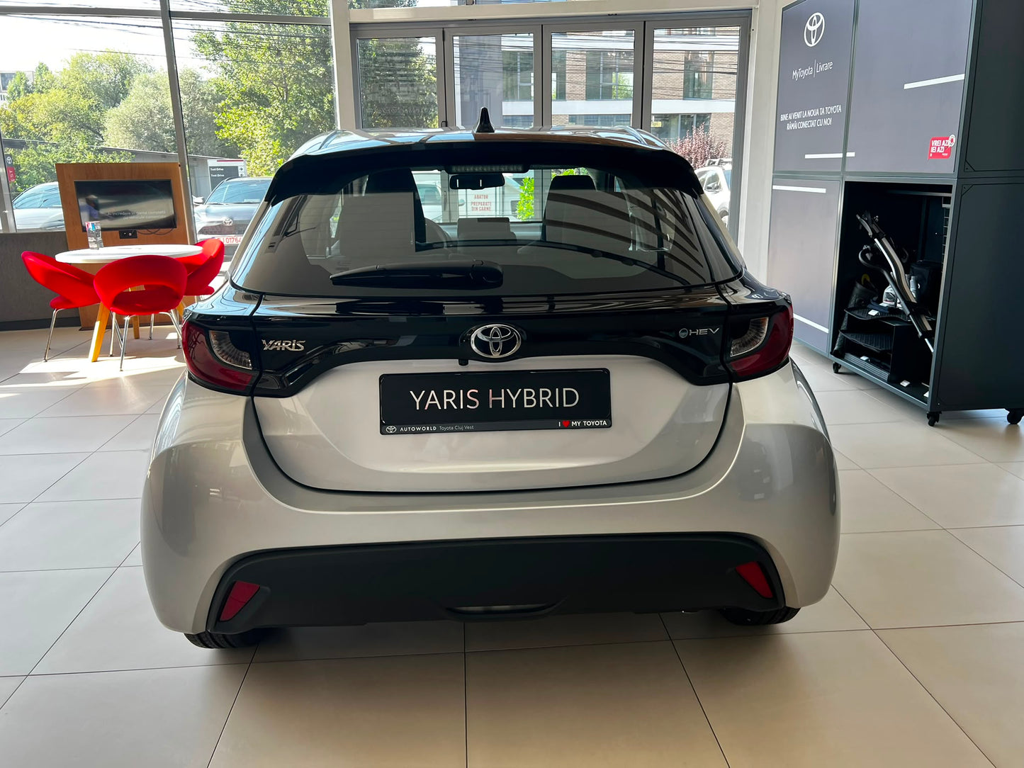 Yaris Hybrid  ECO