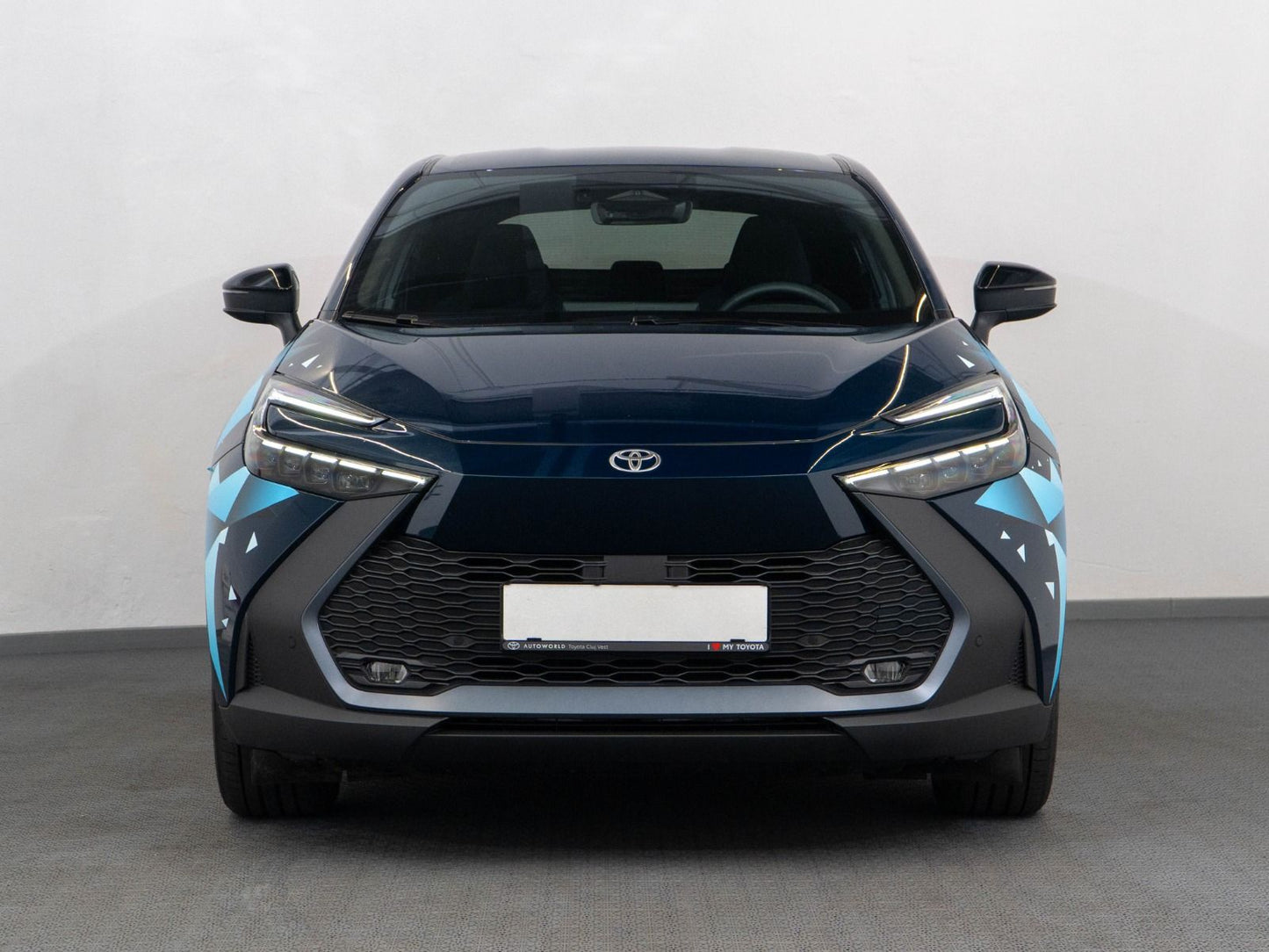 Toyota C-HR 1.8 Hybrid Active Drive CVT