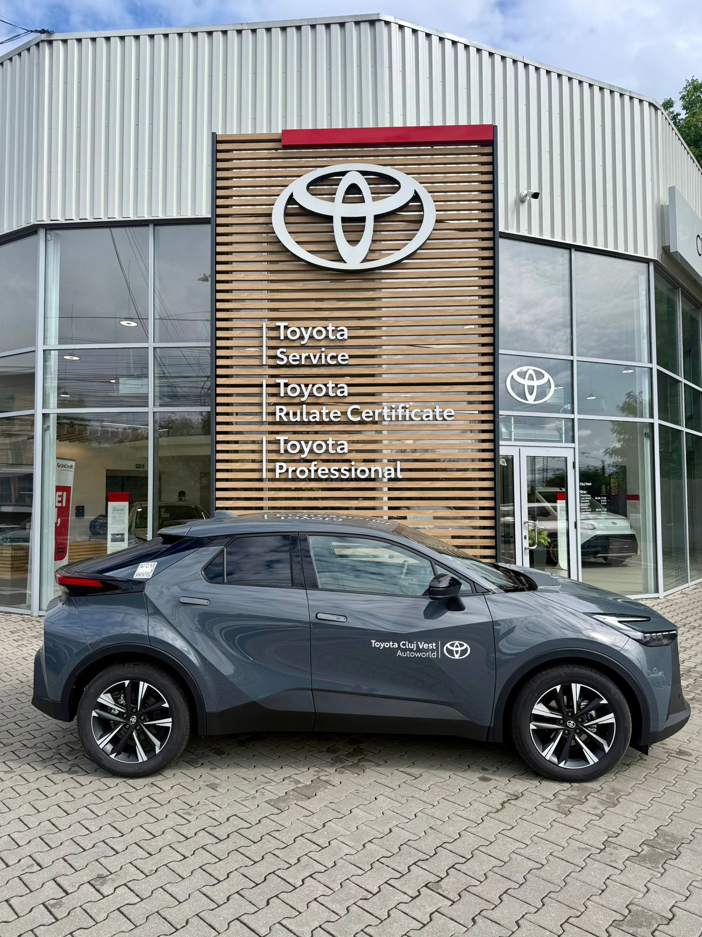 C-HR MY26 1.8 HEV FWD Dynamic